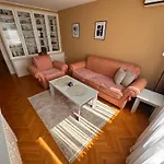 Urban Nest Centar Old Town Апартаменты